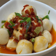 剁椒鱼丸 Steamed Fish Balls with Chopped Pickled Red Peppers