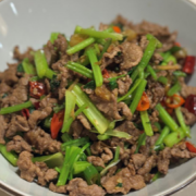下饭牛肉 Stir Fried Beef with Chilli Peppers
